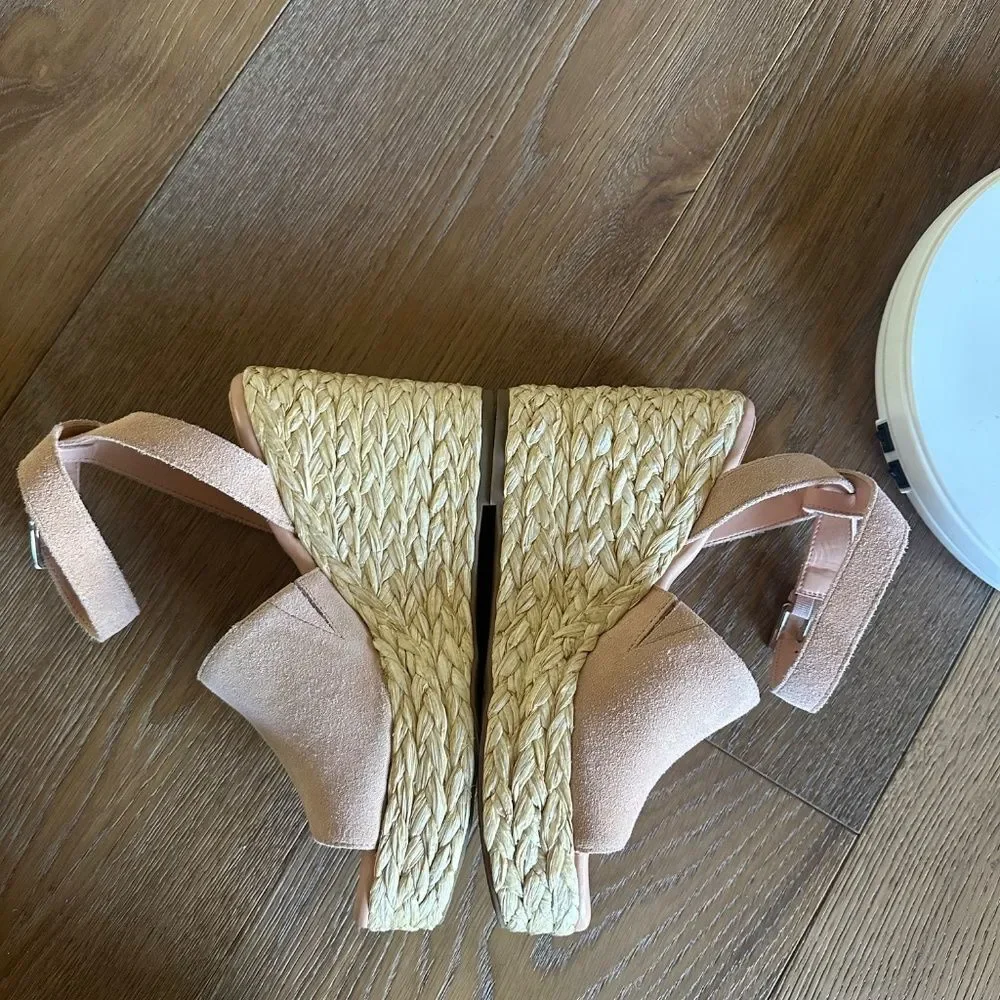 MARC FISHER LTD Nelly Ankle Strap Wedge Sandal Light Pink 681 Platform Size 9